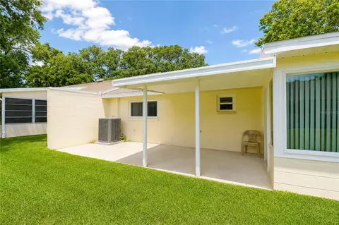 Exterior - 8702 SW 94th St #E, Ocala, FL 34481 photo 8 of 9
