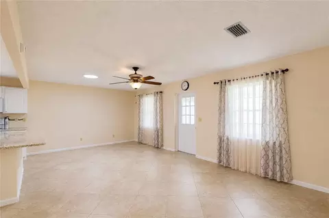 Living - 8702 SW 94th St #E, Ocala, FL 34481 photo 5 of 8