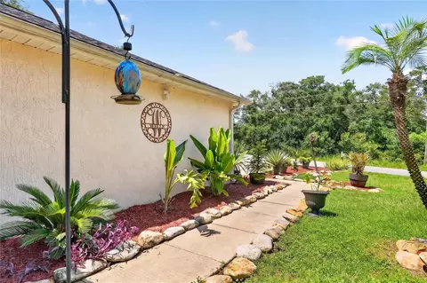 Exterior - 6 Oak Circle Crse, Ocala, FL 34472 photo 2 of 11