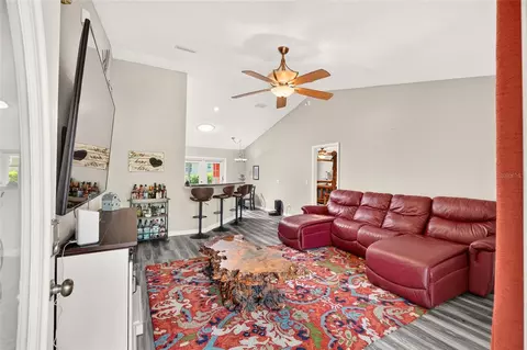 Living - 6 Oak Circle Crse, Ocala, FL 34472 photo 2 of 3