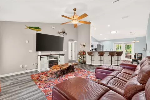 Living - 6 Oak Circle Crse, Ocala, FL 34472 photo 1 of 3
