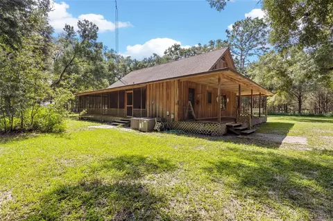 Exterior - 5581 NE 157th Ter, Williston, FL 32696 photo 6 of 15
