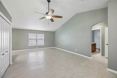 Living - 5705 SW 89th Pl, Ocala, FL 34476 photo 6 of 7