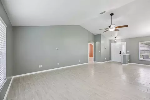 Living - 5705 SW 89th Pl, Ocala, FL 34476 photo 5 of 7