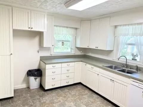 Kitchen - 331 SW 3rd St, Bronson, FL 32621 photo 2 of 2