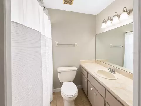 Bath - 35 Almond Rd, Ocala, FL 34472 photo 1 of 2