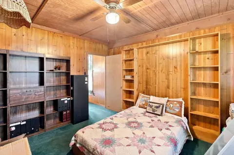 Bedroom - 4553 E Shorewood Dr, Hernando, FL 34442 photo 4 of 6