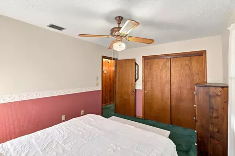 Bedroom - 4553 E Shorewood Dr, Hernando, FL 34442 photo 2 of 6
