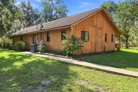 Exterior - 4553 E Shorewood Dr, Hernando, FL 34442 photo 2 of 9