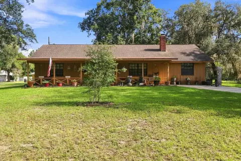 Exterior - 4553 E Shorewood Dr, Hernando, FL 34442 photo 1 of 9