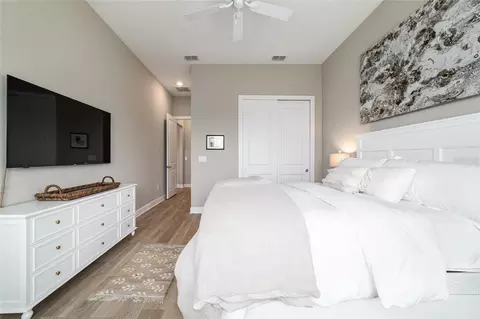 Bedroom - 8606 SW 61st Loop, Ocala, FL 34481 photo 8 of 10