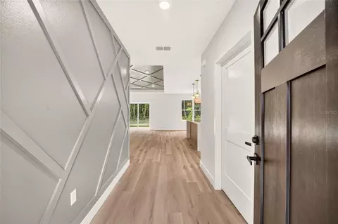 Entry Way - 1 Walnut Dr, Ocala, FL 34480 photo 2 of 3