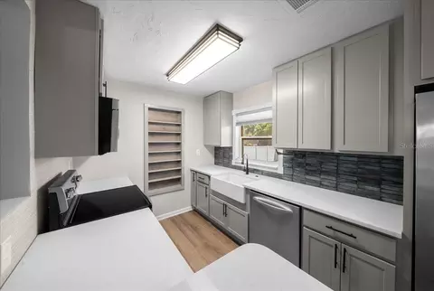 Kitchen - 2830 SE 6th St, Ocala, FL 34471 photo 2 of 3
