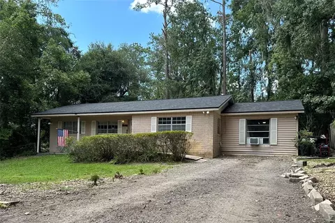 1347 NE 15th St, Ocala, FL 34470