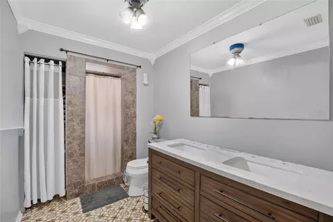 Bath - 3216 SE 34th St, Ocala, FL 34471 photo 1 of 2