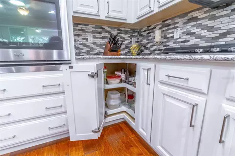Kitchen - 8699 SW 83rd Loop, Ocala, FL 34481 photo 11 of 14