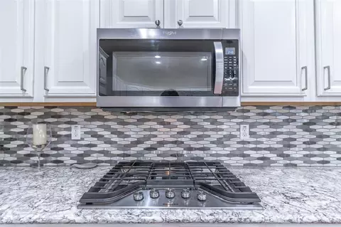 Kitchen - 8699 SW 83rd Loop, Ocala, FL 34481 photo 7 of 14