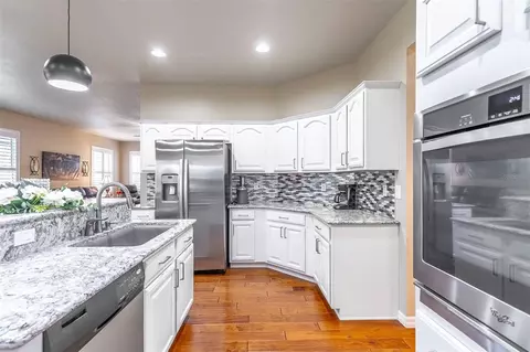 Kitchen - 8699 SW 83rd Loop, Ocala, FL 34481 photo 5 of 14