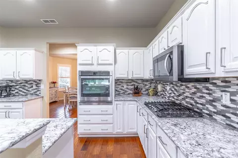 Kitchen - 8699 SW 83rd Loop, Ocala, FL 34481 photo 13 of 14