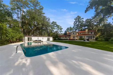 Exterior - 3422 E Fort King St, Ocala, FL 34470 photo 9 of 19