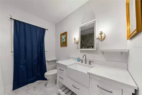 Bath - 3422 E Fort King St, Ocala, FL 34470 photo 3 of 6