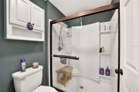 Bath - 6930 Bahia Rd, Ocala, FL 34472 photo 2 of 3