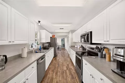 Kitchen - 6930 Bahia Rd, Ocala, FL 34472 photo 1 of 2
