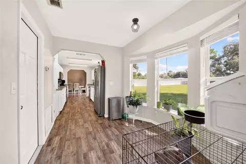 Entry Way - 6930 Bahia Rd, Ocala, FL 34472 photo 3 of 4