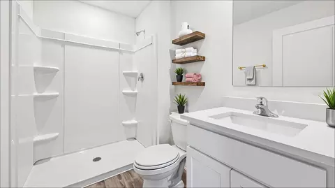 Bath - 6872 SW 45th Ave, Ocala, FL 34474 photo 2 of 3