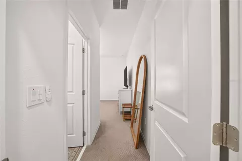 Entry Way - 6505 SW 73rd Ave, Ocala, FL 34474 photo 9 of 17
