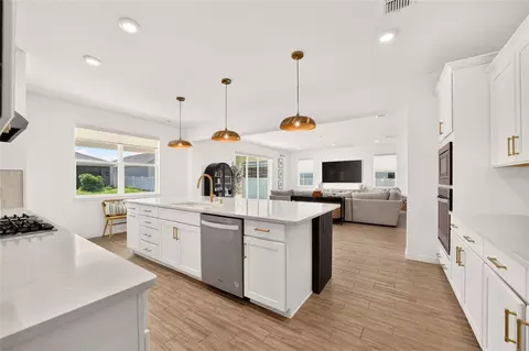 Kitchen - 6505 SW 73rd Ave, Ocala, FL 34474 photo 7 of 9