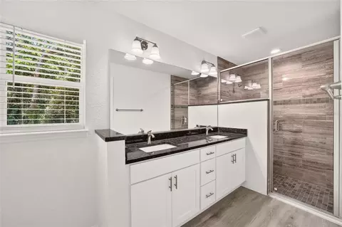Bath - 7 Cypress Rd, Ocala, FL 34472 photo 2 of 4