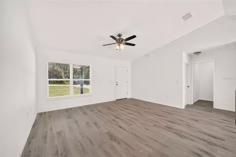 Living - 7 Cypress Rd, Ocala, FL 34472 photo 4 of 5
