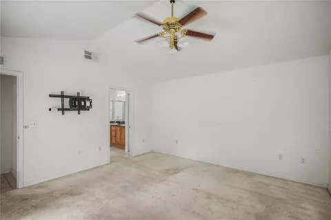 Bedroom - 11151 SW 73rd Ct, Ocala, FL 34476 photo 2 of 7
