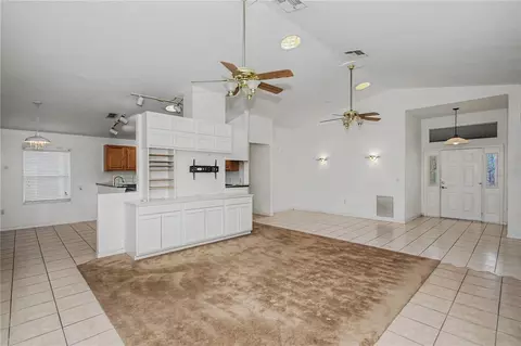 Living - 11151 SW 73rd Ct, Ocala, FL 34476 photo 4 of 5