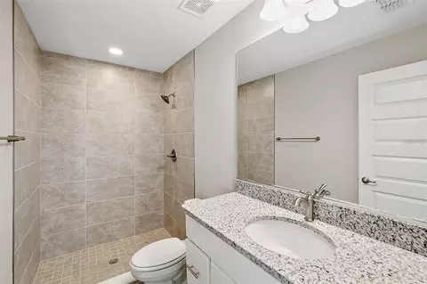 Bath - 35 Juniper Trak, Ocala, FL 34472 photo 1 of 2