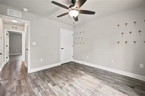 Bedroom - 831 NE 150th Ave, Williston, FL 32696 photo 2 of 4