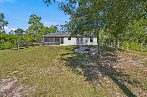 Exterior - 831 NE 150th Ave, Williston, FL 32696 photo 9 of 12