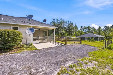 Exterior - 831 NE 150th Ave, Williston, FL 32696 photo 12 of 12