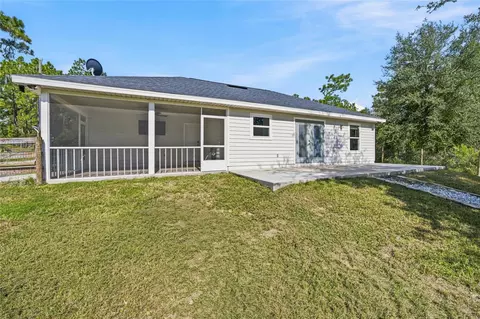 Exterior - 831 NE 150th Ave, Williston, FL 32696 photo 7 of 12