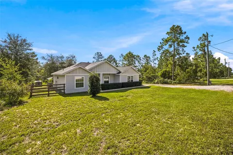 Exterior - 831 NE 150th Ave, Williston, FL 32696 photo 10 of 12