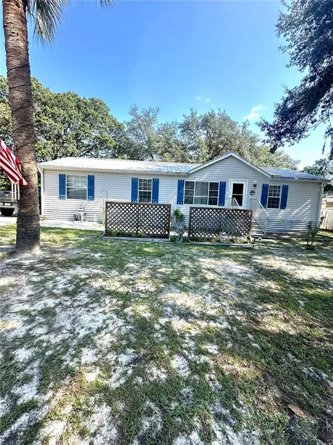 202 Ash St, Interlachen, FL 32148 photo 2