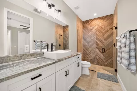 Bath - 1971 NW 86th Pl, Ocala, FL 34475 photo 6 of 6