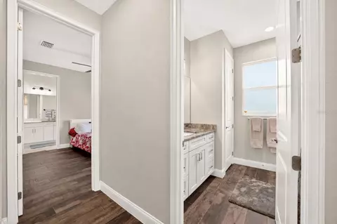 Entry Way - 1971 NW 86th Pl, Ocala, FL 34475 photo 4 of 5