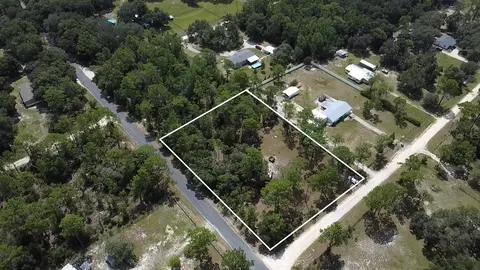 2851 SE 143rd Ter, Morriston, FL 32668