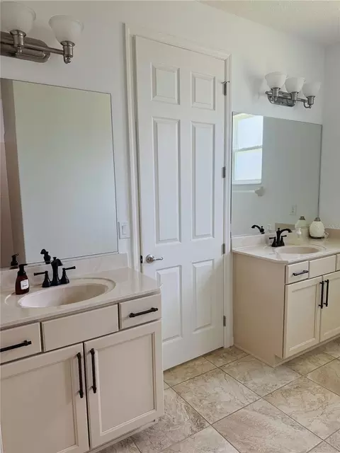 Bath - 9373 SW 94th Loop, Ocala, FL 34481 photo 1 of 3