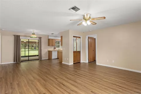 Living - 9390 E Windwood Loop, Inverness, FL 34450 photo 2 of 4