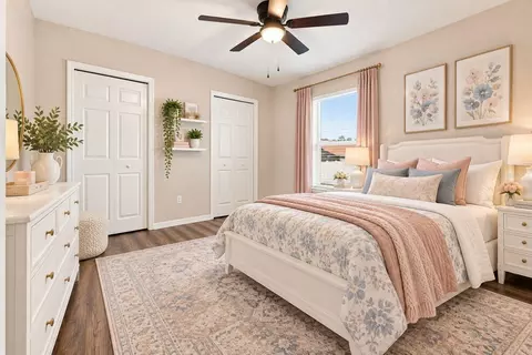 Bedroom - 10143 SE 122nd Ln, Belleview, FL 34420 photo 4 of 6