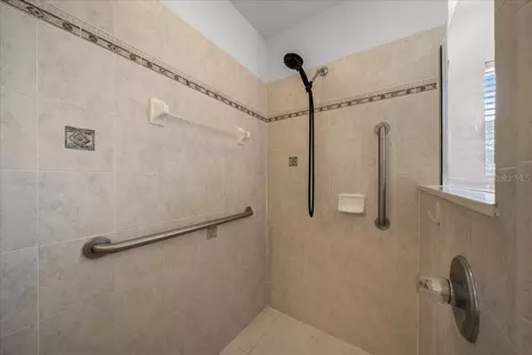 Bath - 4505 SW 108th Pl, Ocala, FL 34476 photo 5 of 6