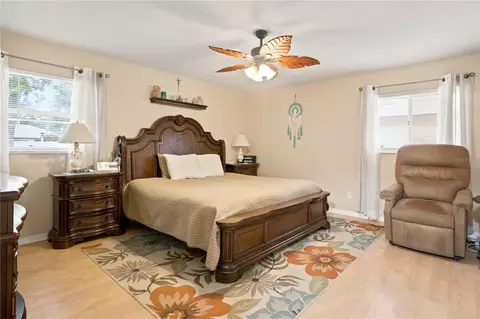 Bedroom - 5464 SW 100th Loop, Ocala, FL 34476 photo 3 of 4